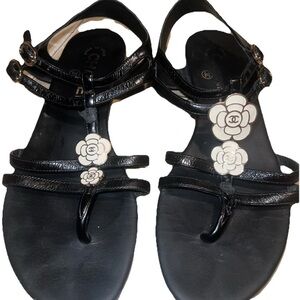 Chanel Camellia Flower  Logo Black Leather Gladiator Flat Sandals 37.5 7.5 $1425